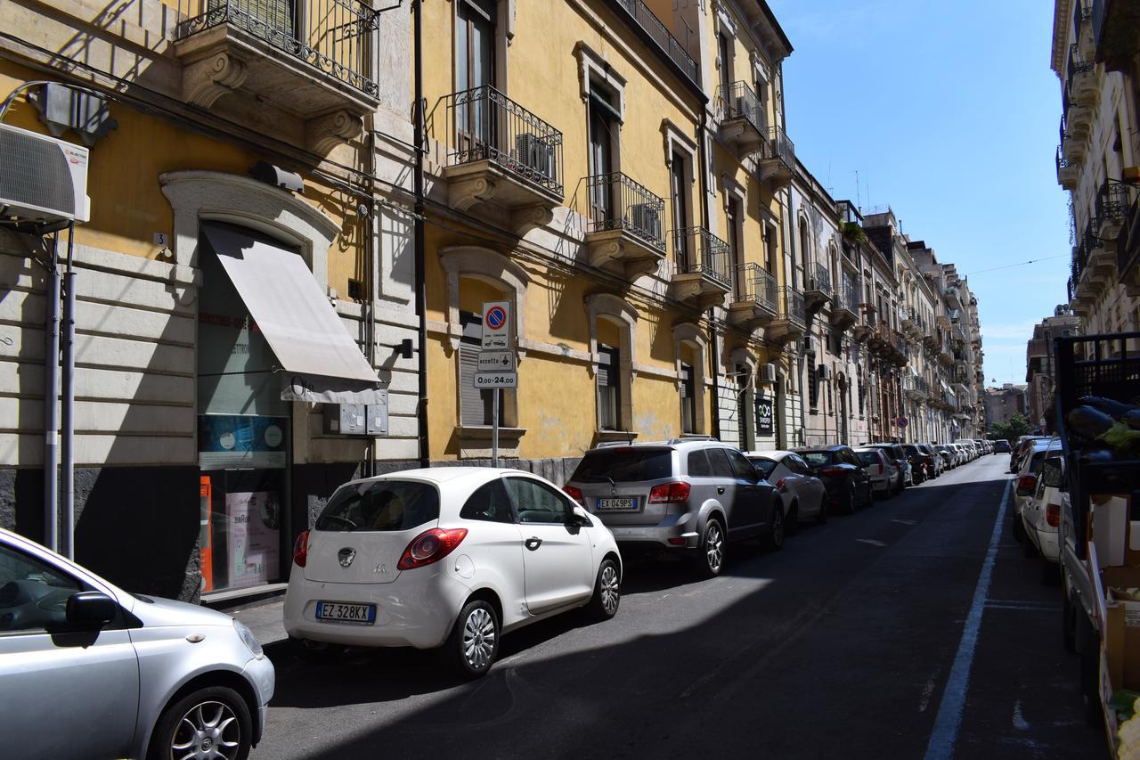 Il Cortiletto Di Piazza Verga Catania Eksteriør bilde